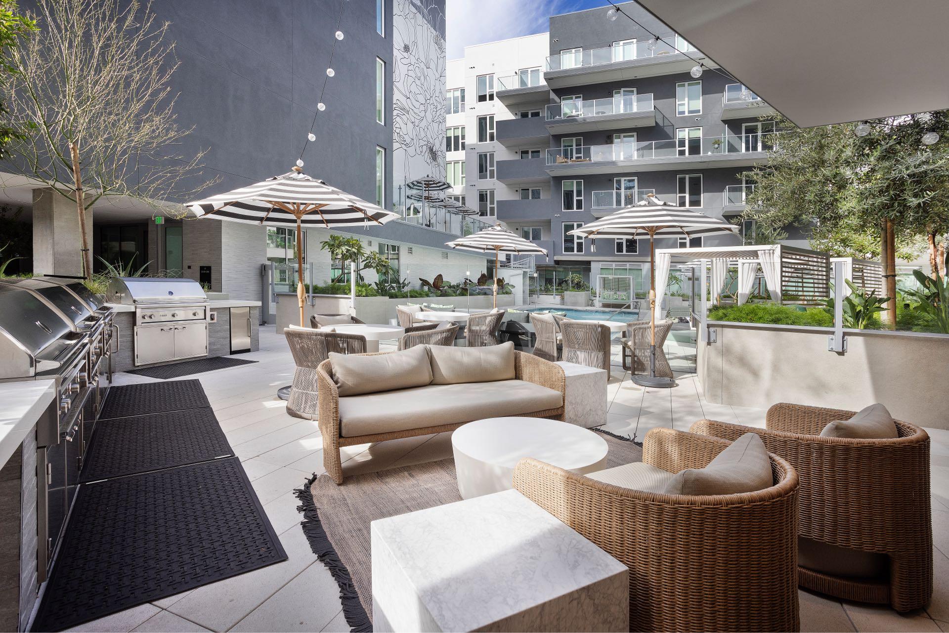 West Edge Dining Terrace 5